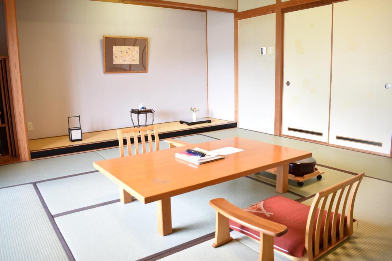 Ryokan Kotobuki Hananosho Yufu